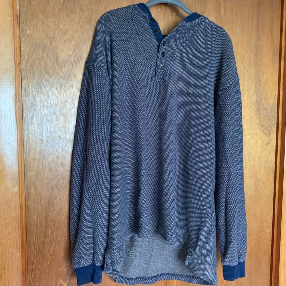 Vintage Cabela’s Henley Sweater